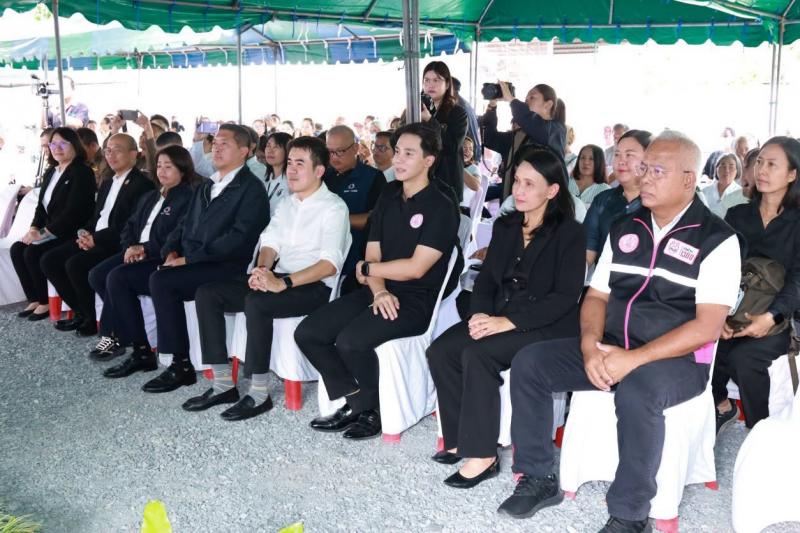รมว.พม. ลงพื้นที่ป�