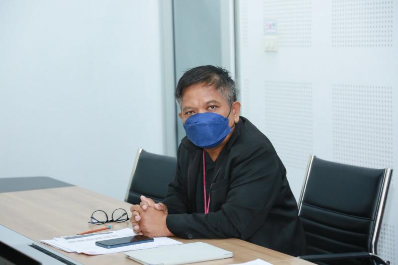 นางศิริลักษณ์ มีม�