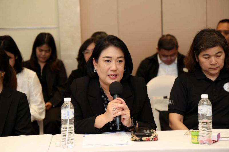 ปลัด พม. เป็นประธา�