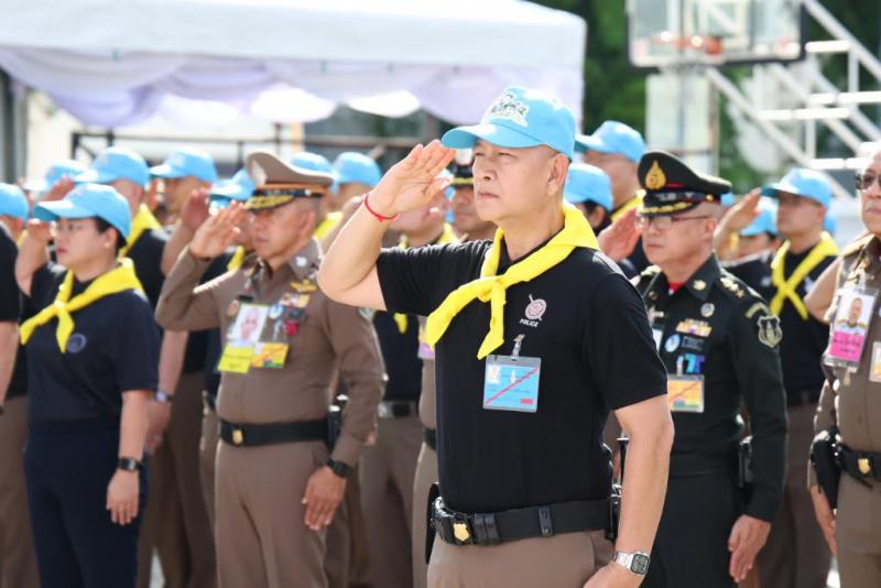 นางเตือนใจ คงสมบั�