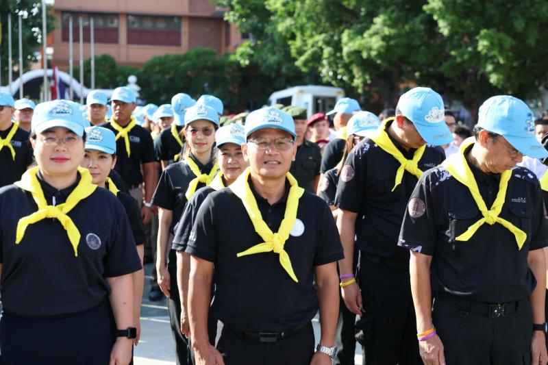 นางเตือนใจ คงสมบั�