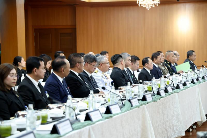 ปลัด พม. ร่วมการปร�