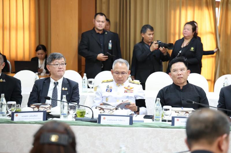 ปลัด พม. ร่วมการปร�