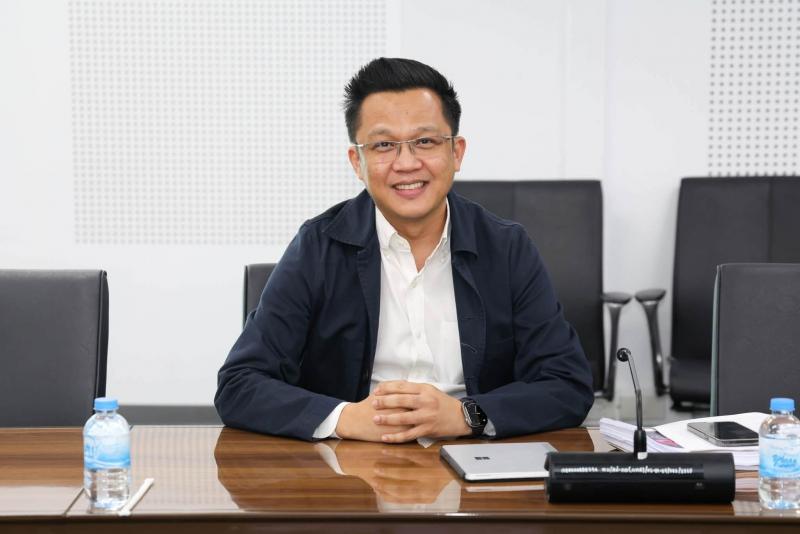 นางเตือนใจ คงสมบั�
