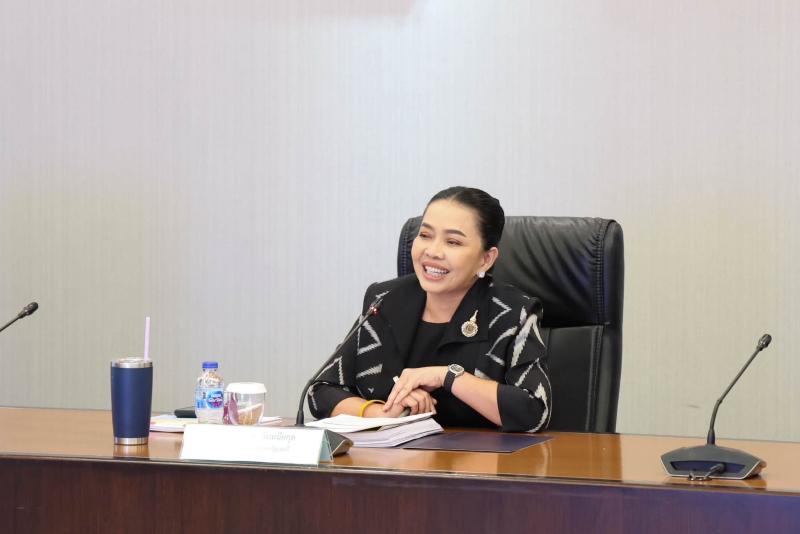 นายกิตติ อินทรกุล 