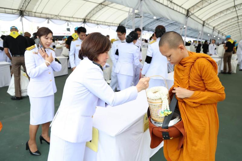 นางสาวสุนีย์ ศรีส�