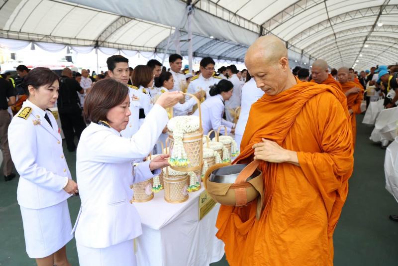 นางสาวสุนีย์ ศรีส�