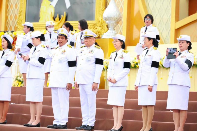 นางสาวสุนีย์ ศรีส�