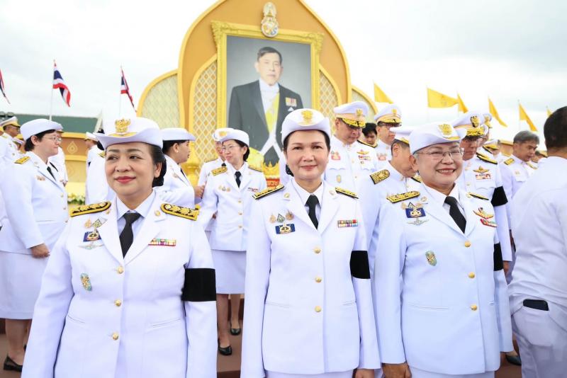 นางสาวสุนีย์ ศรีส�