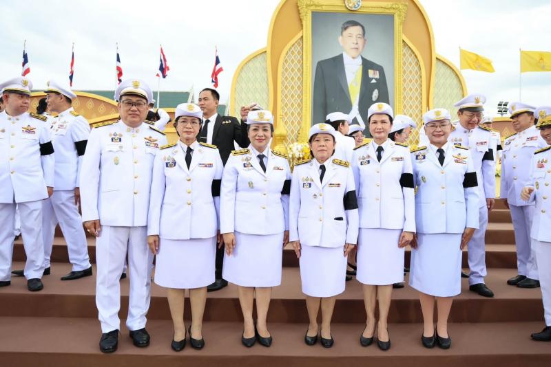 นางสาวสุนีย์ ศรีส�