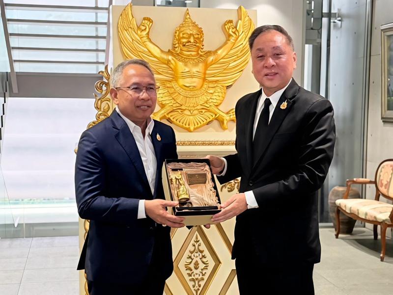 ที่กรุงโตเกียว ปร�