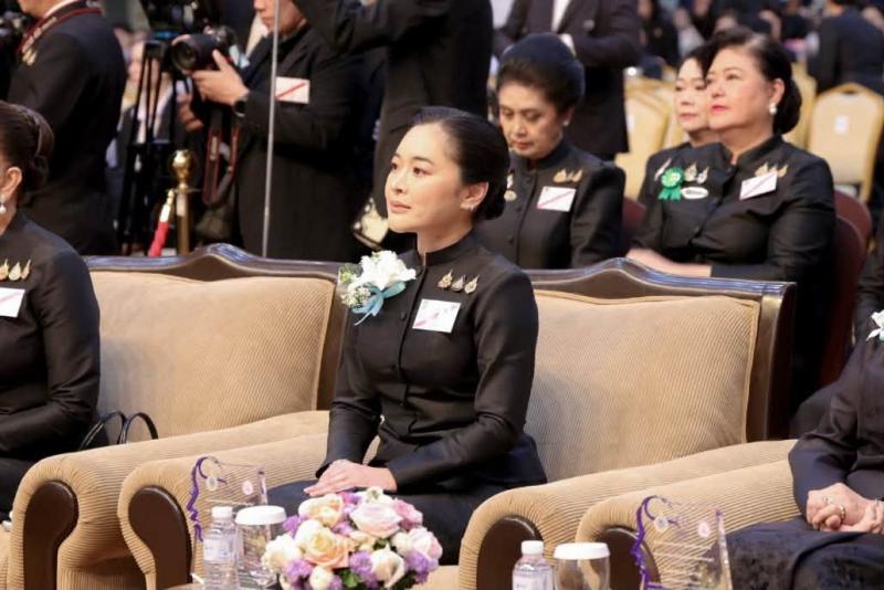 ปลัด พม. และ ดร.ลาลี