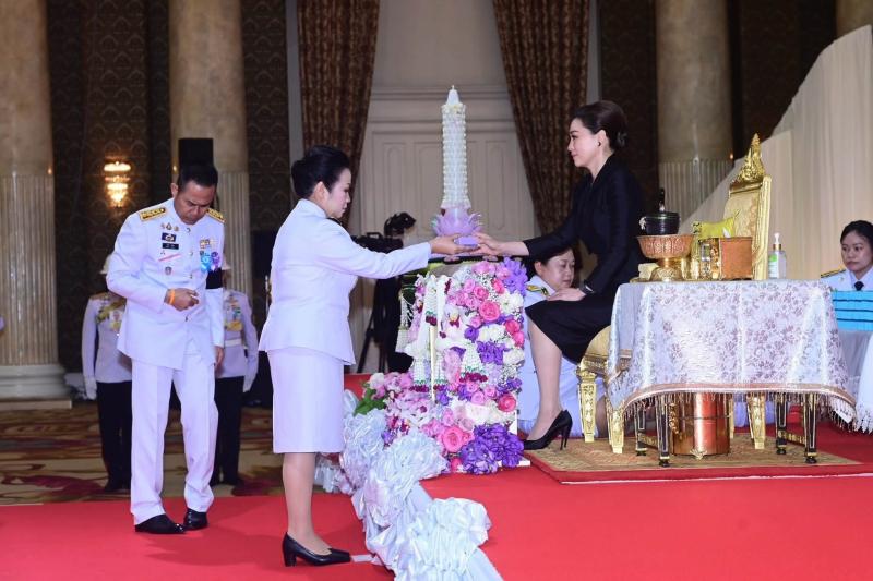 สมเด็จพระนางเจ้า�