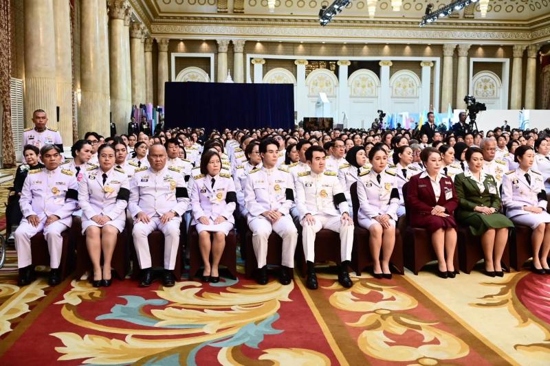 สมเด็จพระนางเจ้า�