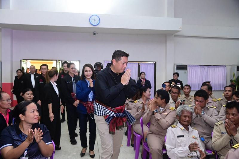รมว.พม. เป็นประธาน�