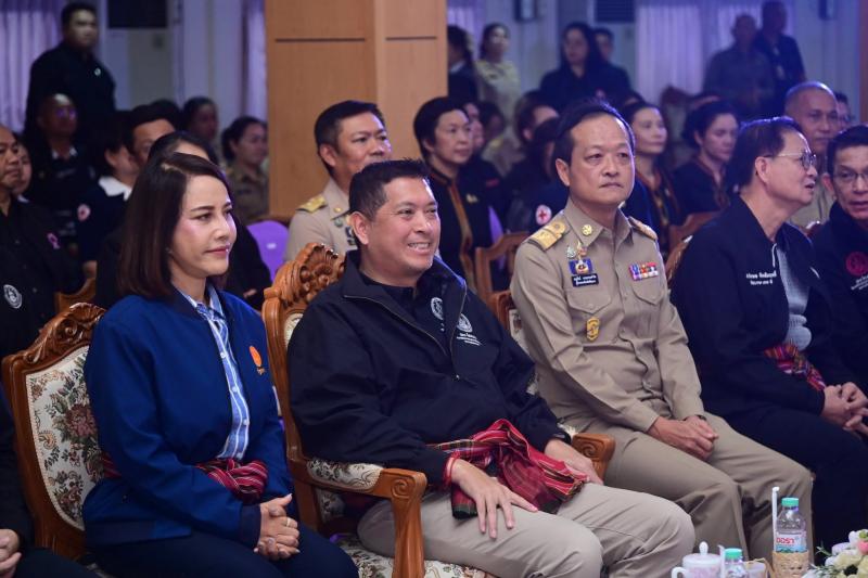 รมว.พม. เป็นประธาน�