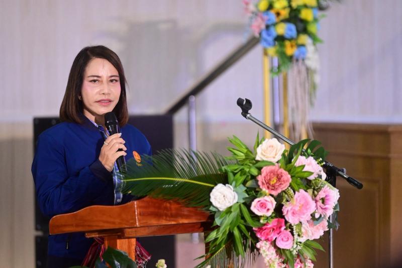 รมว.พม. เป็นประธาน�