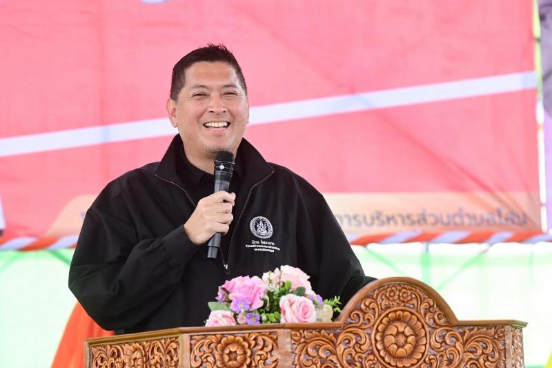 รมว.พม. เป็นประธาน�