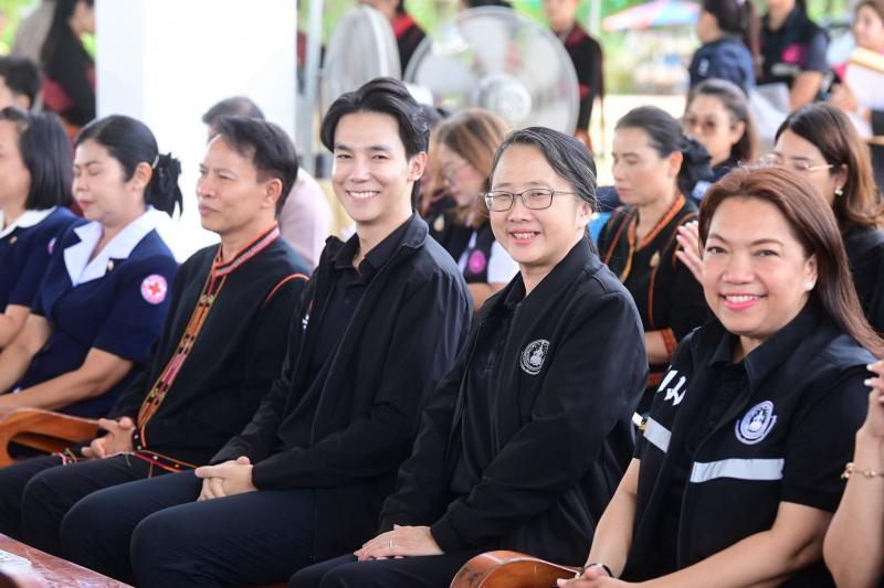 รมว.พม. เป็นประธาน�
