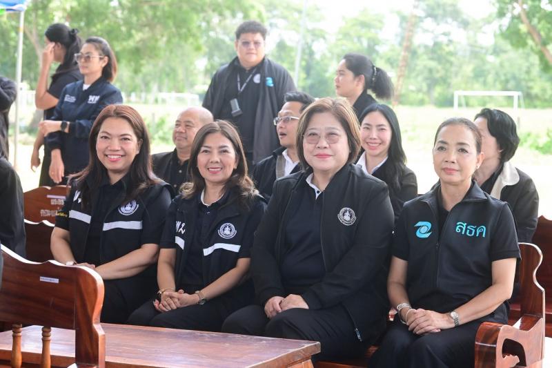 รมว.พม. เป็นประธาน�