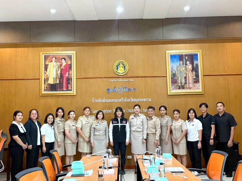 นางสาวชวนชม จันทะ�