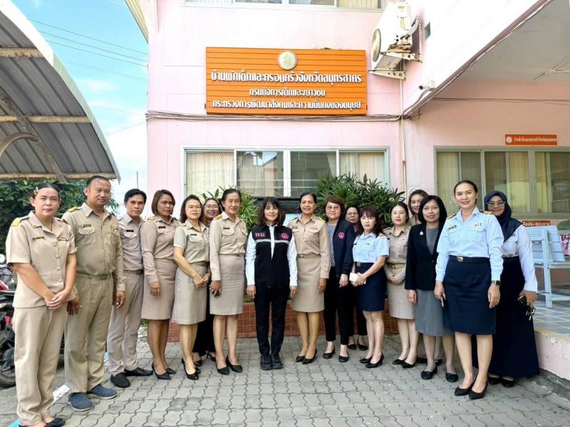 นางสาวชวนชม จันทะ�