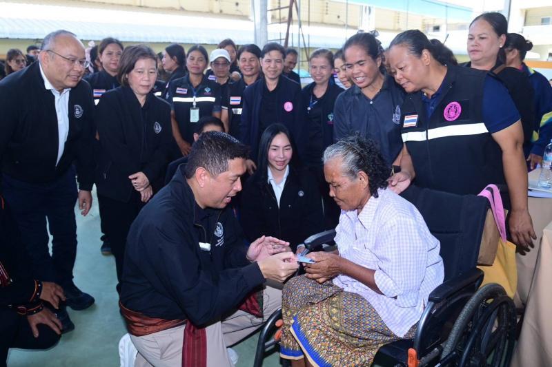 "นิกร โสมกลาง" ร