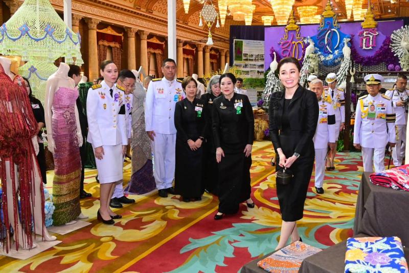 สมเด็จพระนางเจ้า�