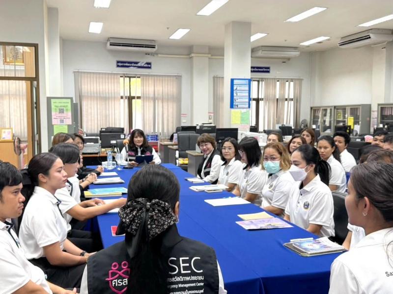 นางสาวชวนชม จันทะ�