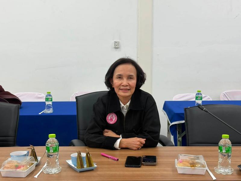 นางวาสนา ทองจันทร�