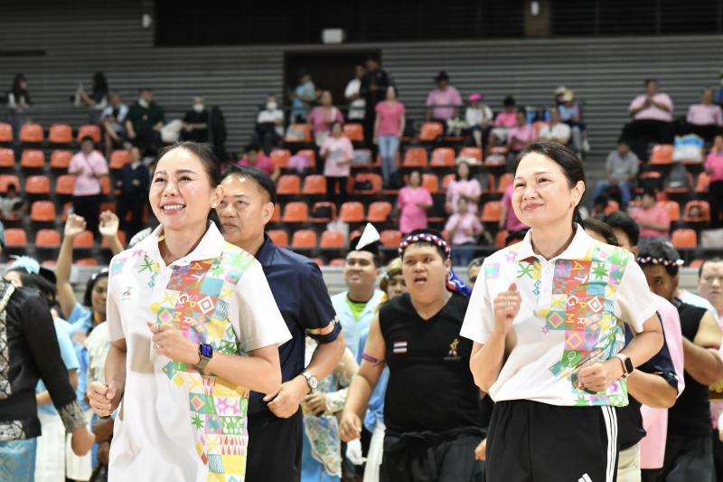 พม. ผลักดัน "การแ�