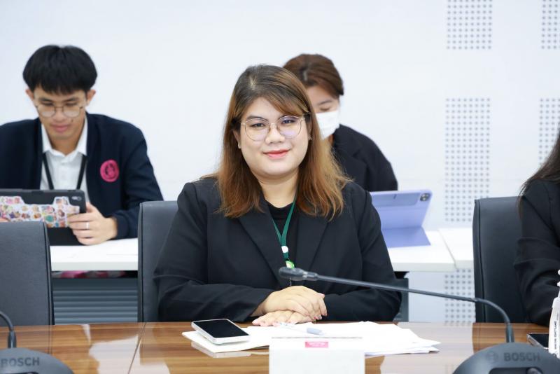 นางศิริลักษณ์ มีม�