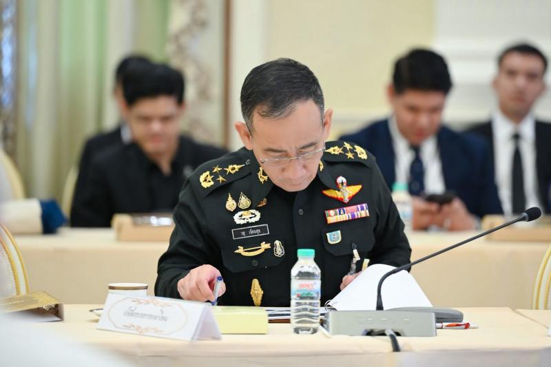 นายกิตติ อินทรกุล 