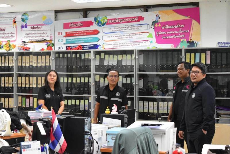 นายอุเทน ชนะกุล ผู