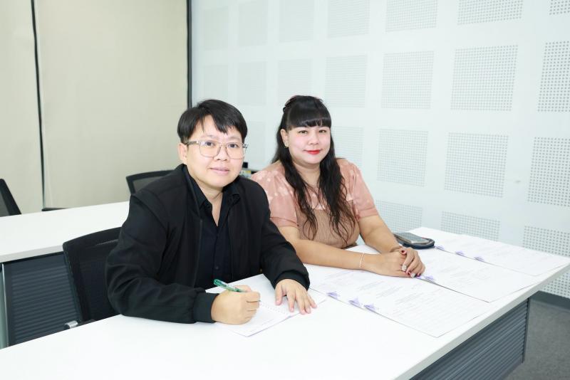 นางเตือนใจ คงสมบั�