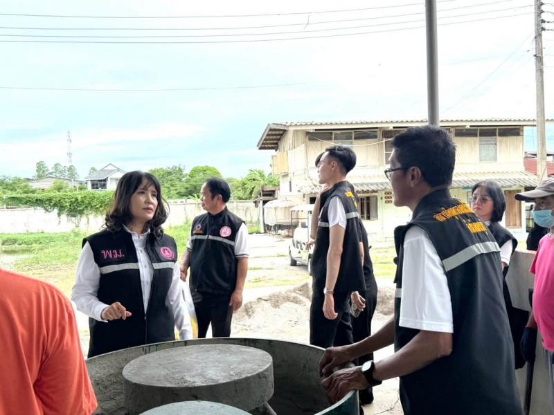 นางสาวชวนชม จันทะ�