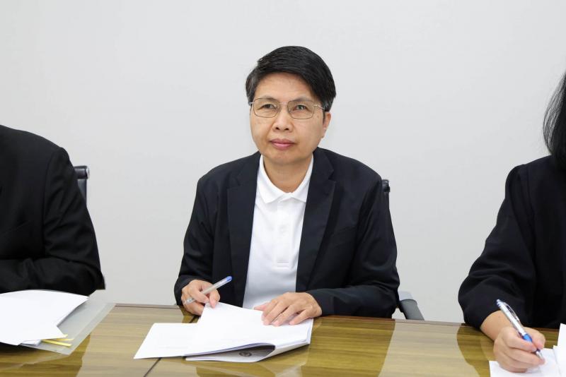 ปลัด พม. เป็นประธา�