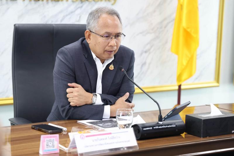 ปลัด พม. เป็นประธา�