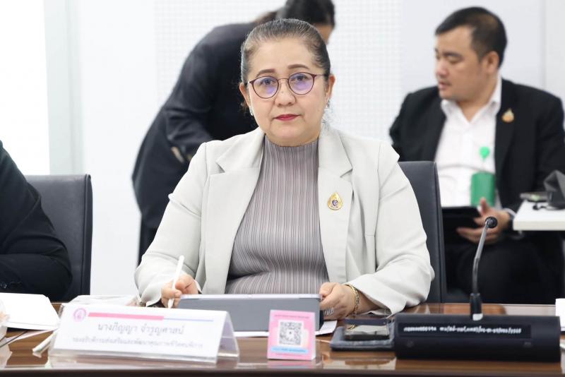 ปลัด พม. เป็นประธา�