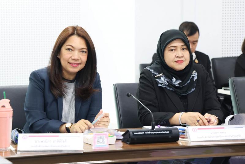 ปลัด พม. เป็นประธา�