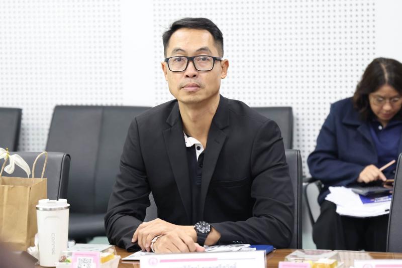ปลัด พม. เป็นประธา�