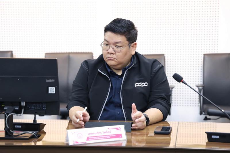 นางเตือนใจ คงสมบั�