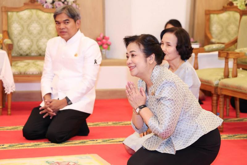 ปลัด พม. นำคณะผู้บ�