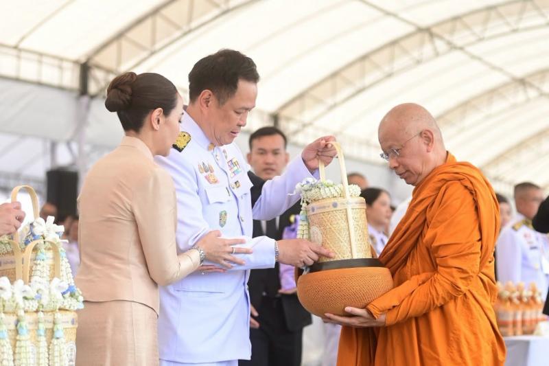 รมว.พม. พร้อมด้วย ป�