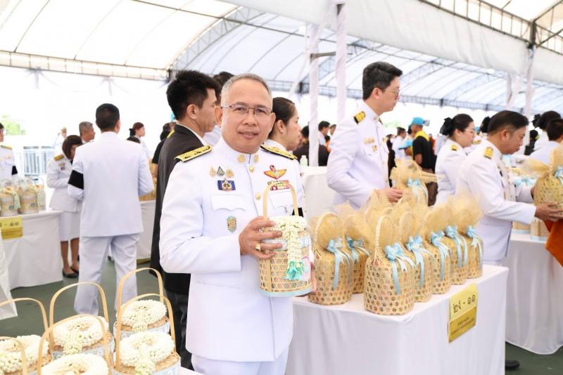 รมว.พม. พร้อมด้วย ป�