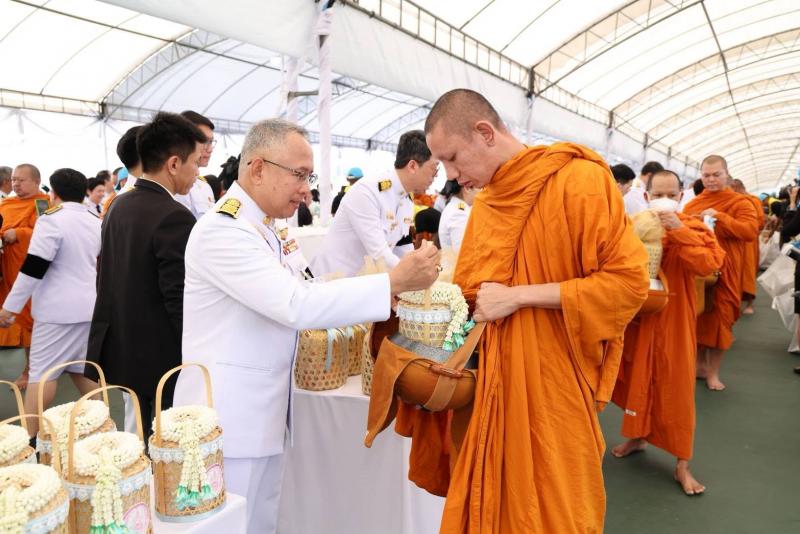 รมว.พม. พร้อมด้วย ป�