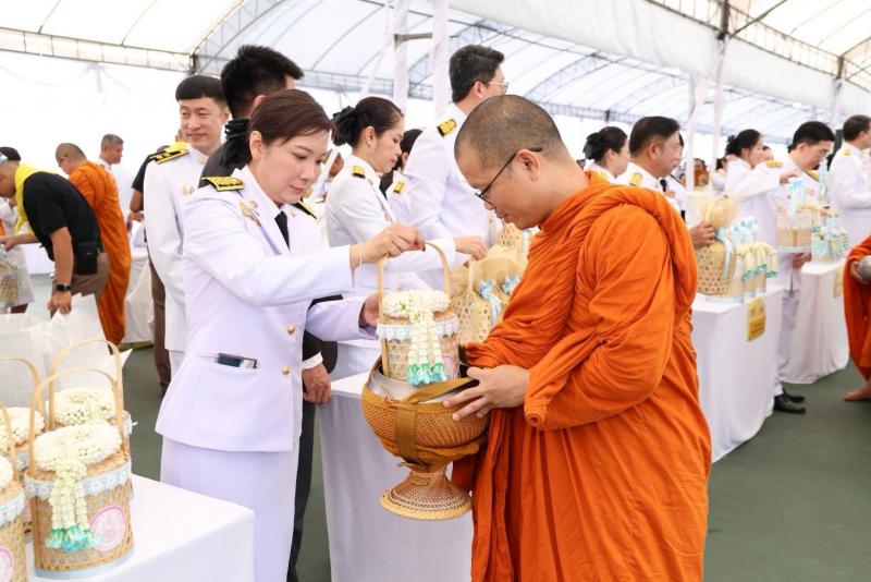 รมว.พม. พร้อมด้วย ป�