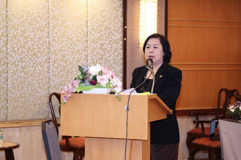 ปลัด พม. เป็นประธา�