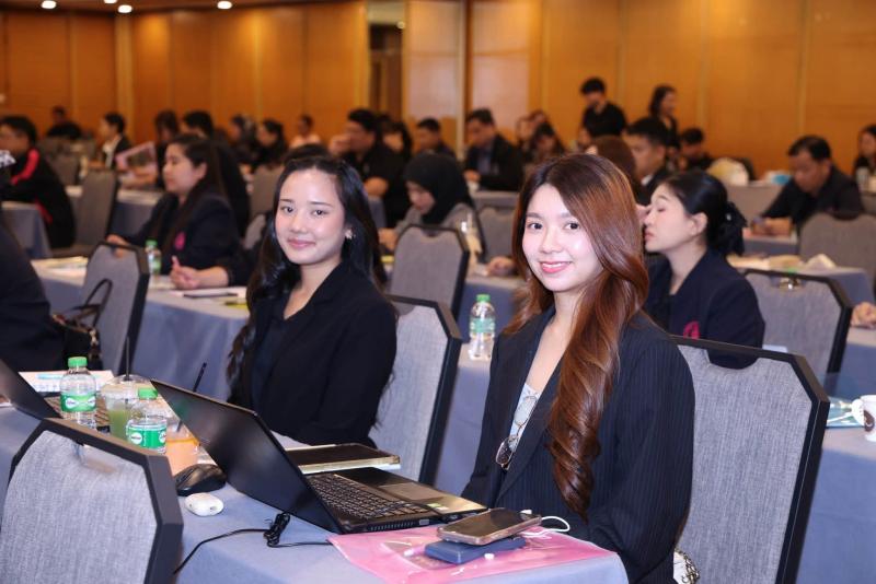 ปลัด พม. เป็นประธา�