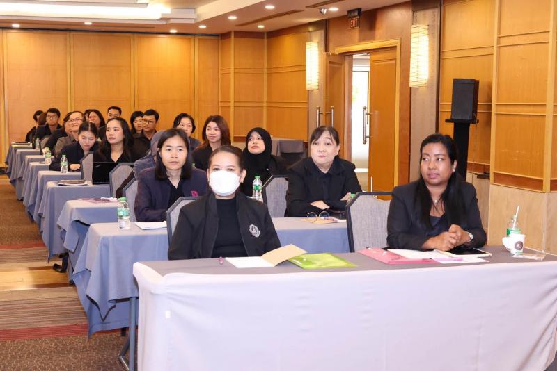ปลัด พม. เป็นประธา�